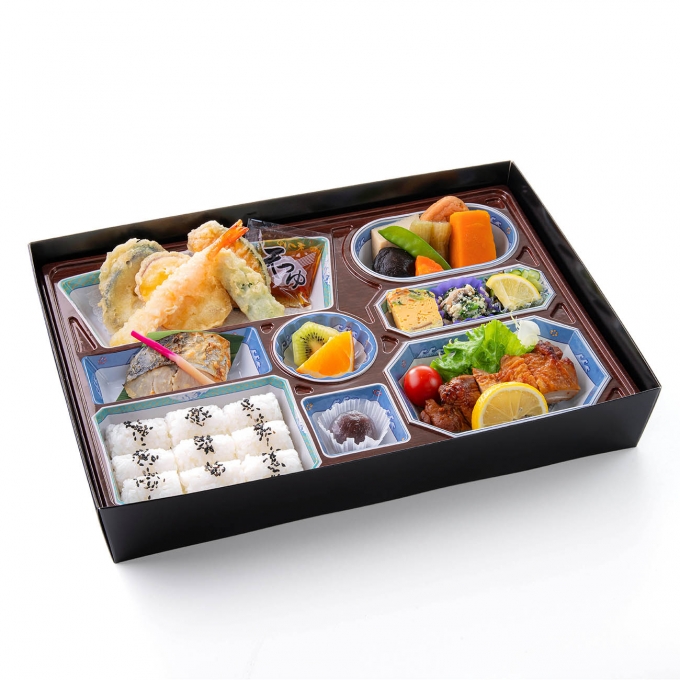 あかね膳（俵おにぎり）