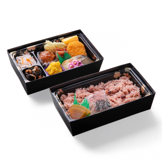 なでしこ（赤飯）