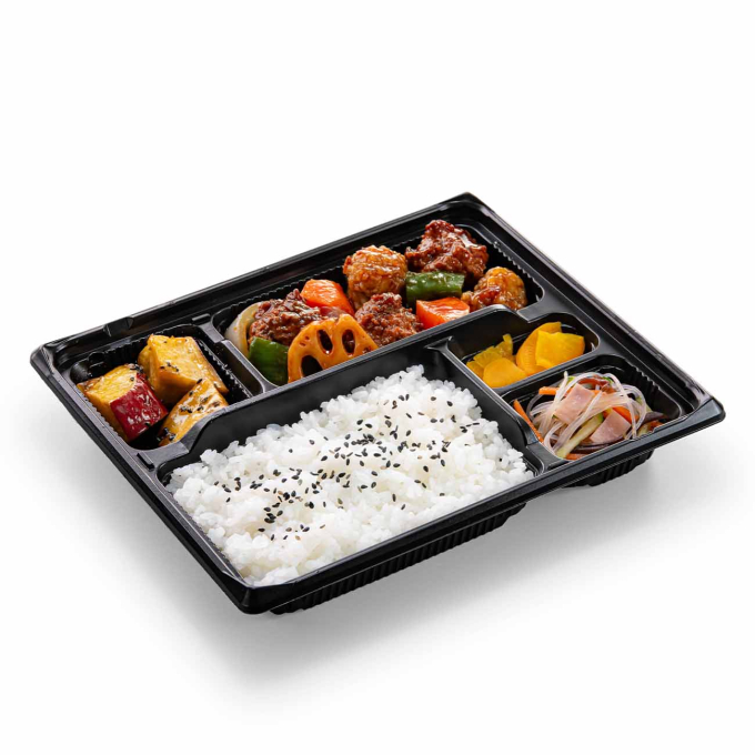 【毎月26・27・28日 店頭販売のみ】豚ヒレと鶏肉団子の黒酢弁当